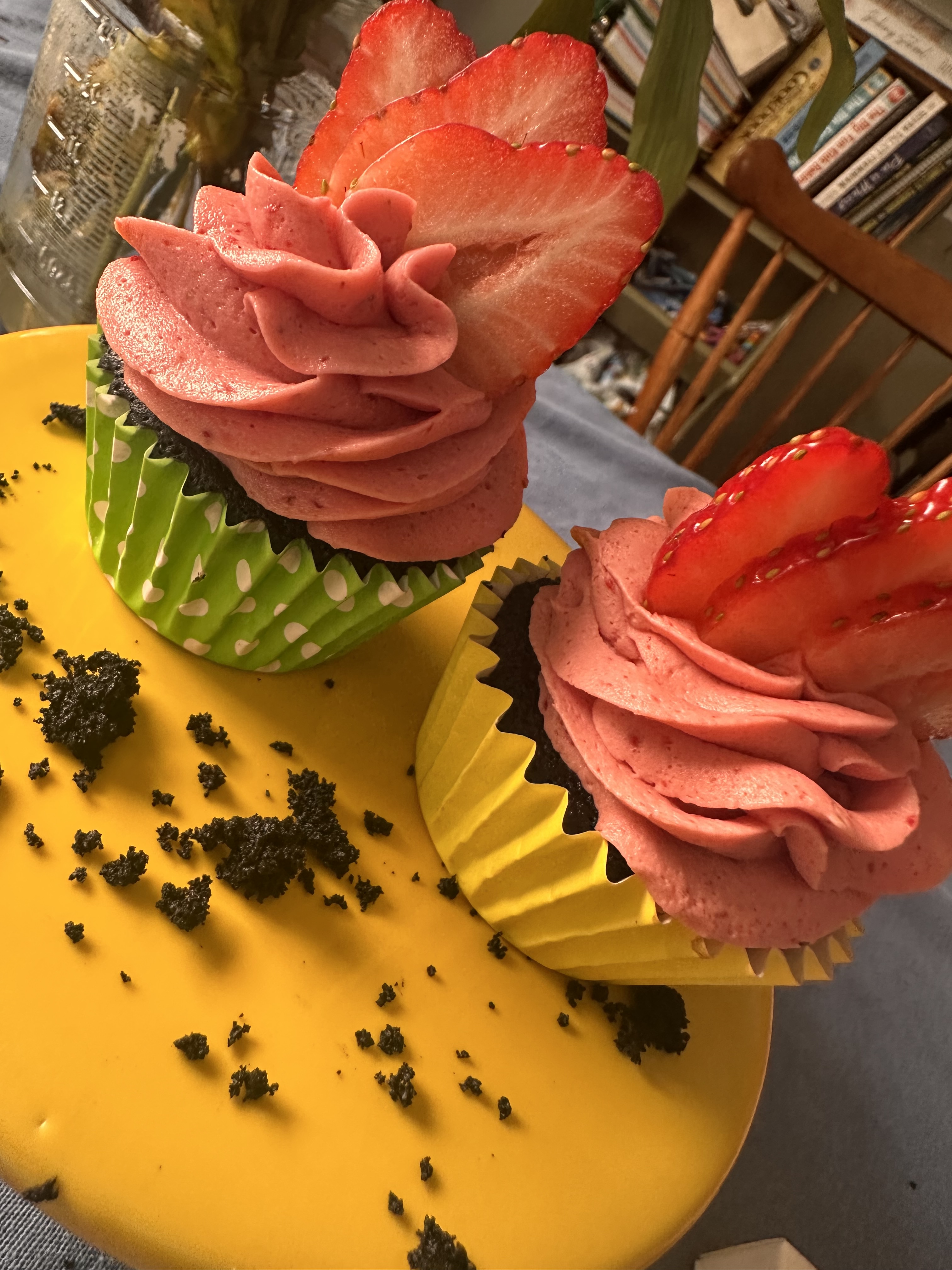 Chocolate Strawberry Cupcakes